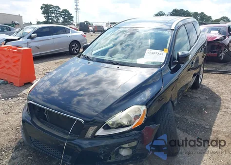 2011 Volvo Xc60 3.2/3.2 R-Design from USA, damaged, VIN YV4952DL1B2163771